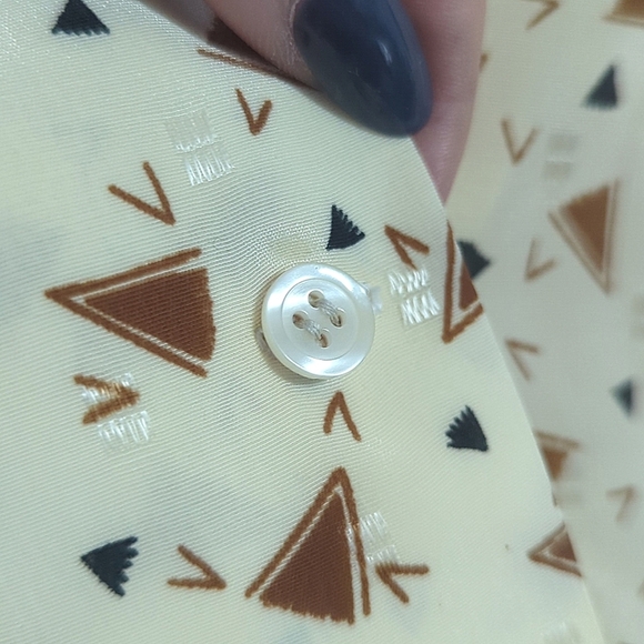EUC Retro Sheer Button Down - Fun Shapes 80s 90s - Picture 5 of 5